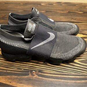 Nike Air VaporMax MOC Triple Black 2017